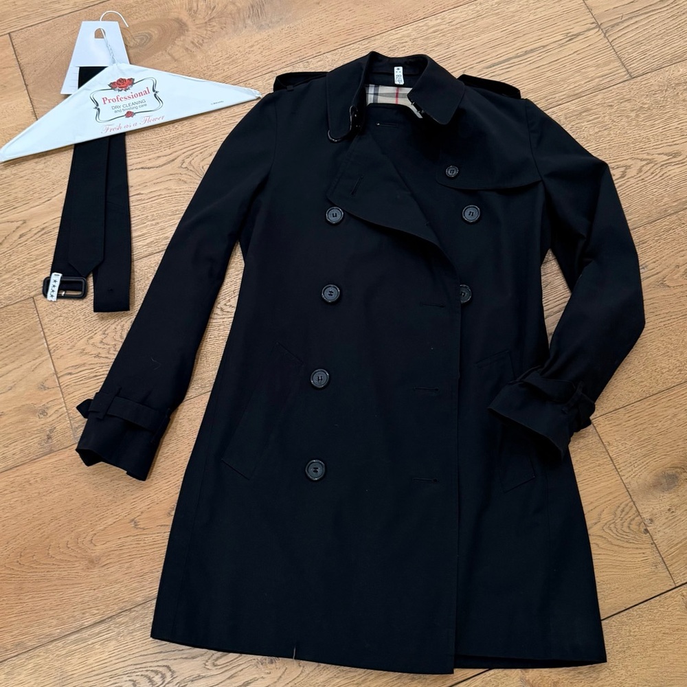 Burberry mid length harbourne trench-8r.
